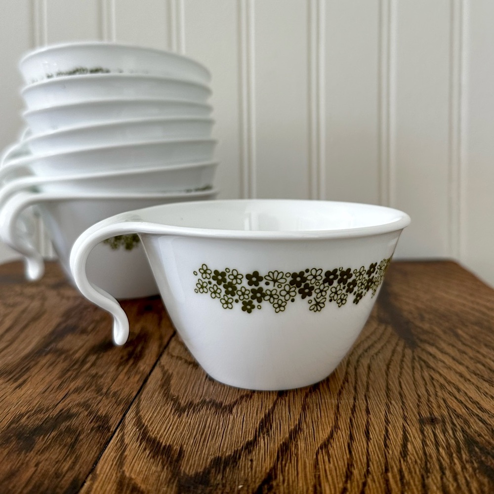 Vintage Corelle Spring Blossom/Crazy Daisy Pattern Mugs Set of 8
